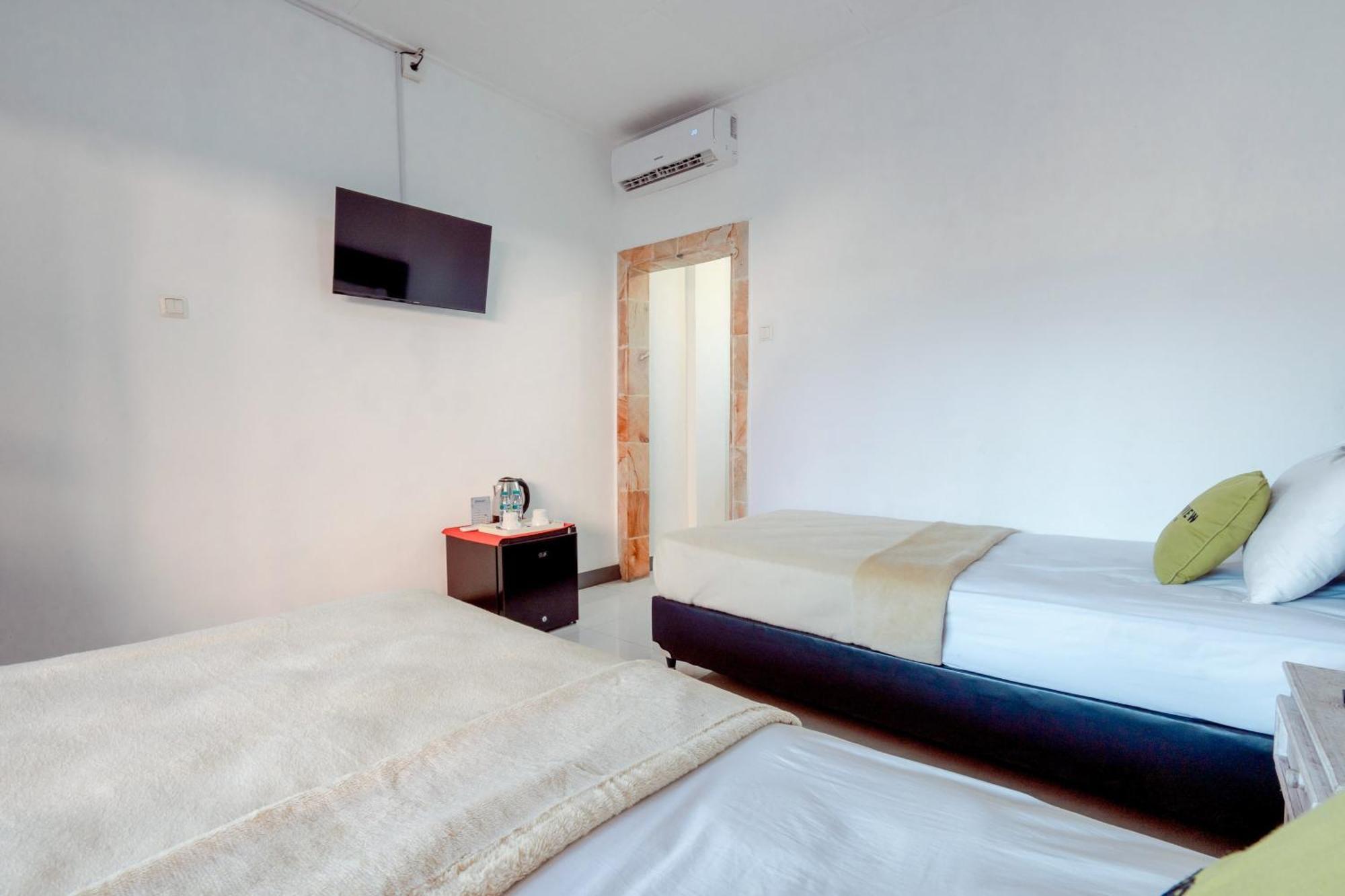 Urbanview Hotel Rasa Sayang Inn Tanjung Benoa Bali Kuta Selatan Екстер'єр фото